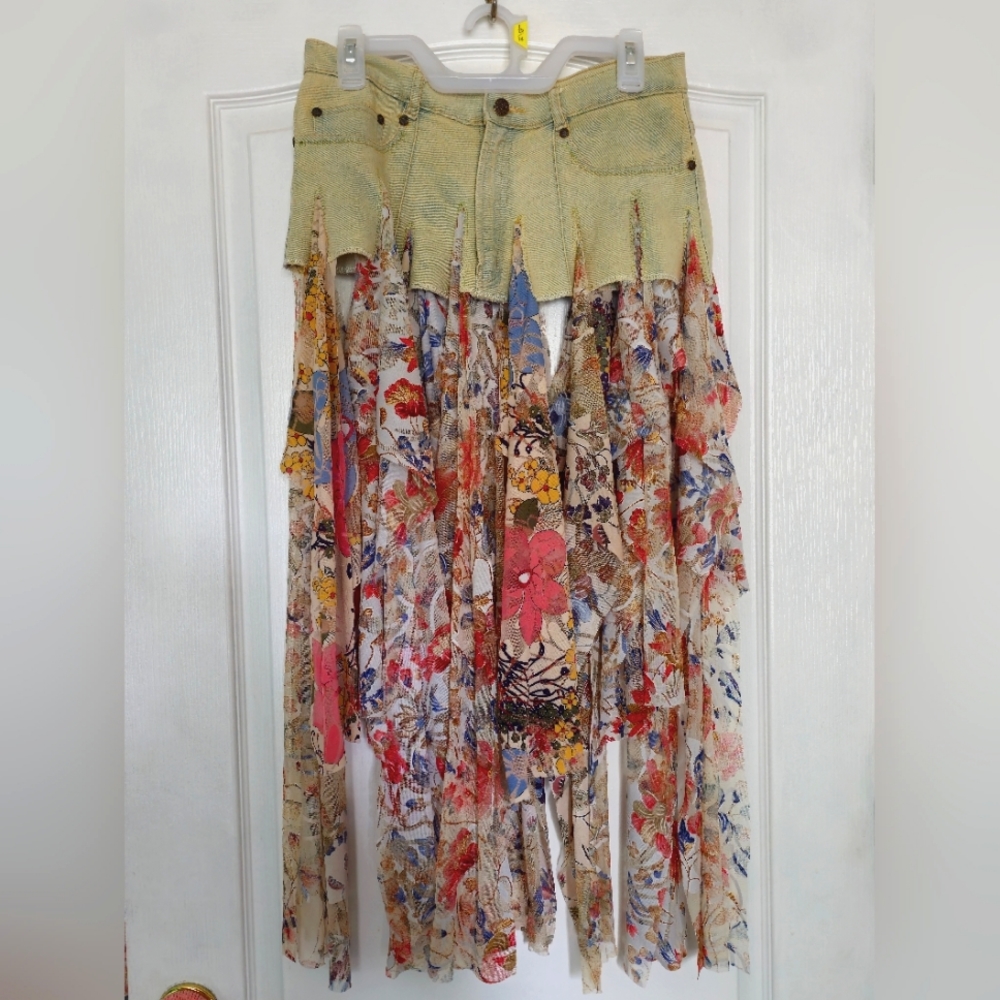 Vintage mini skirt